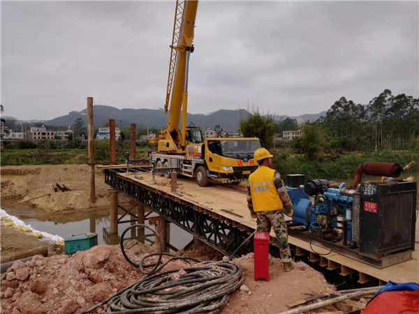 湖南拓天路橋工程機械有限公司,湖南路橋設施設計,湖南路橋設施銷售,路橋建設